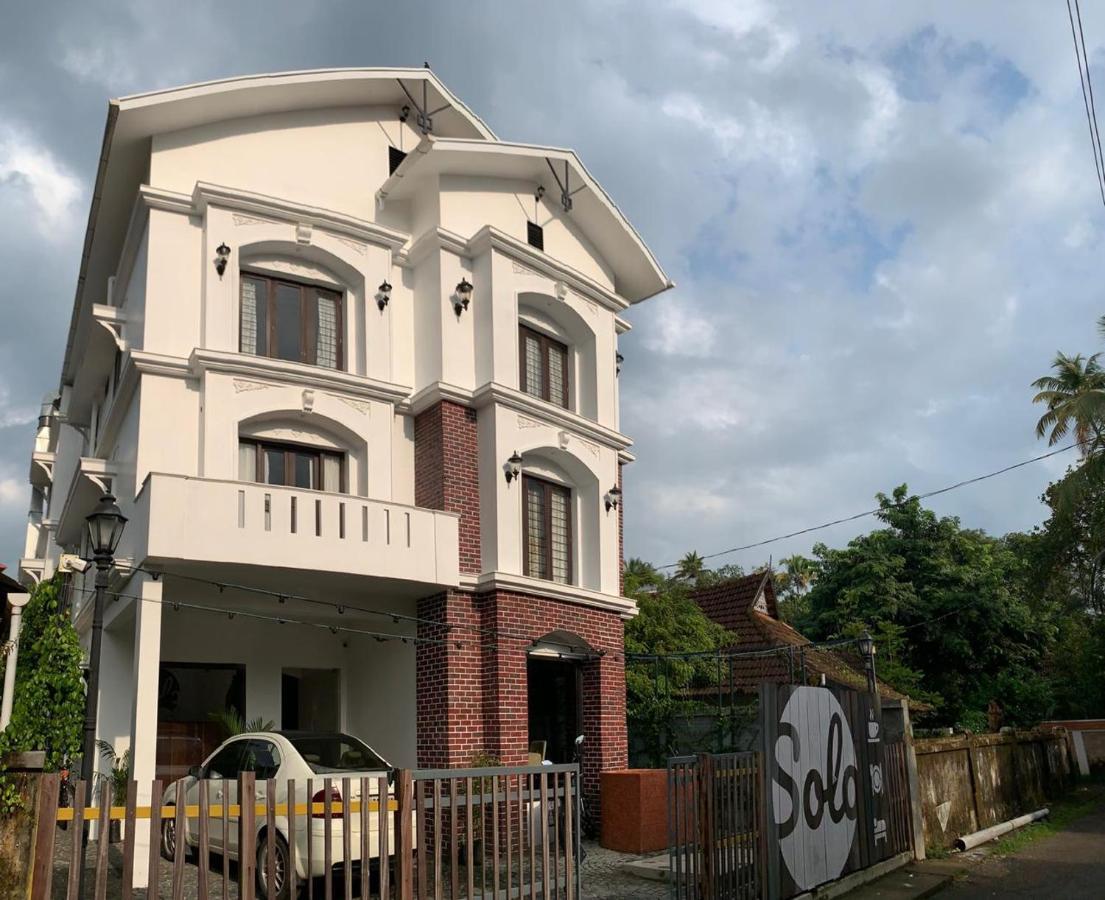 Solo Inn Kochi Eksteriør bilde